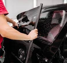 تظليل سيارة عازل